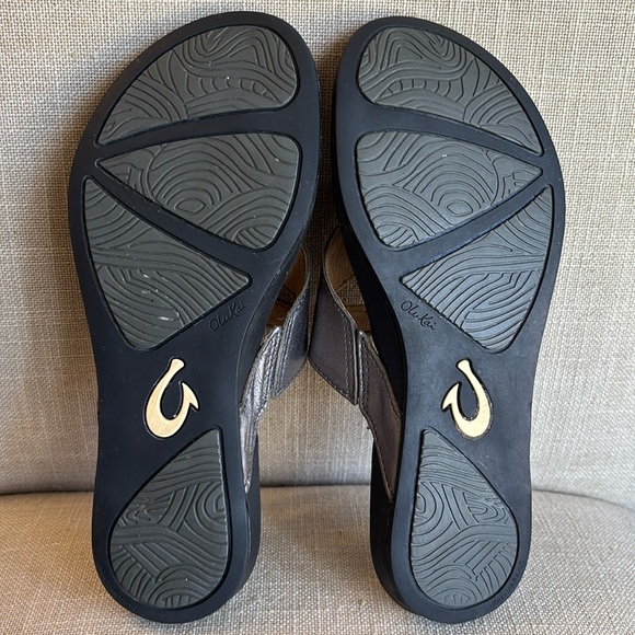 OluKai LALA Leather Thong Flip Flops Slide Sandals - Picture 9 of 10